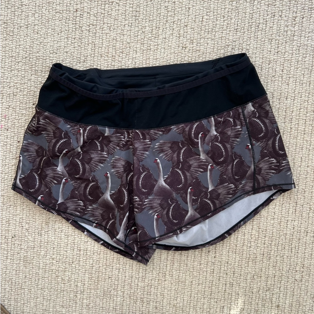 OISELLE ROGA RUNNING SHORTS WITH TOOLBELT, size 6